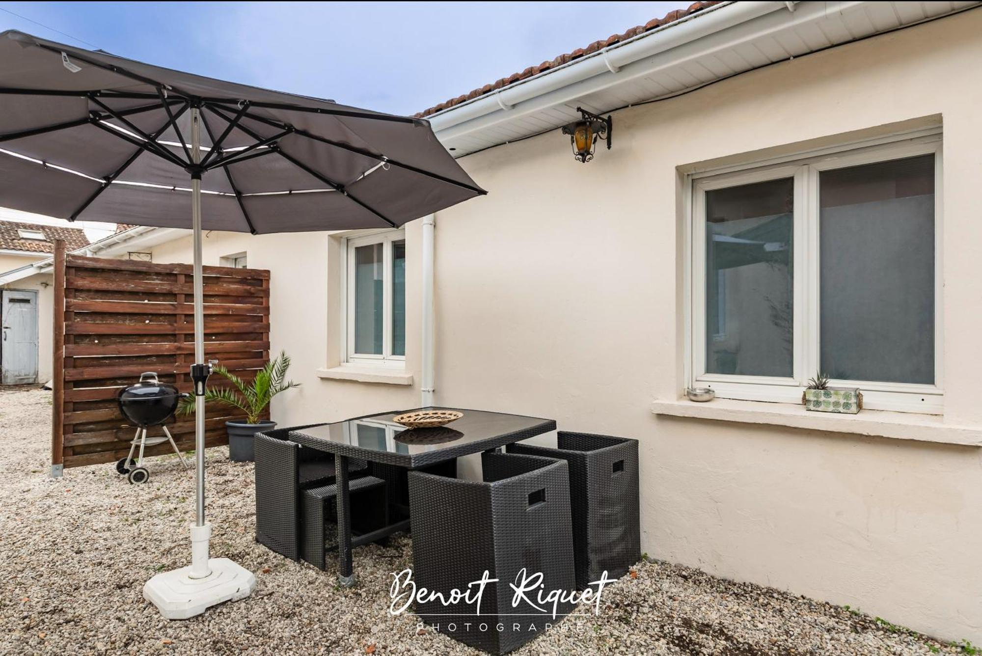 Maisonnette Jardin Merignac Villa Exteriör bild